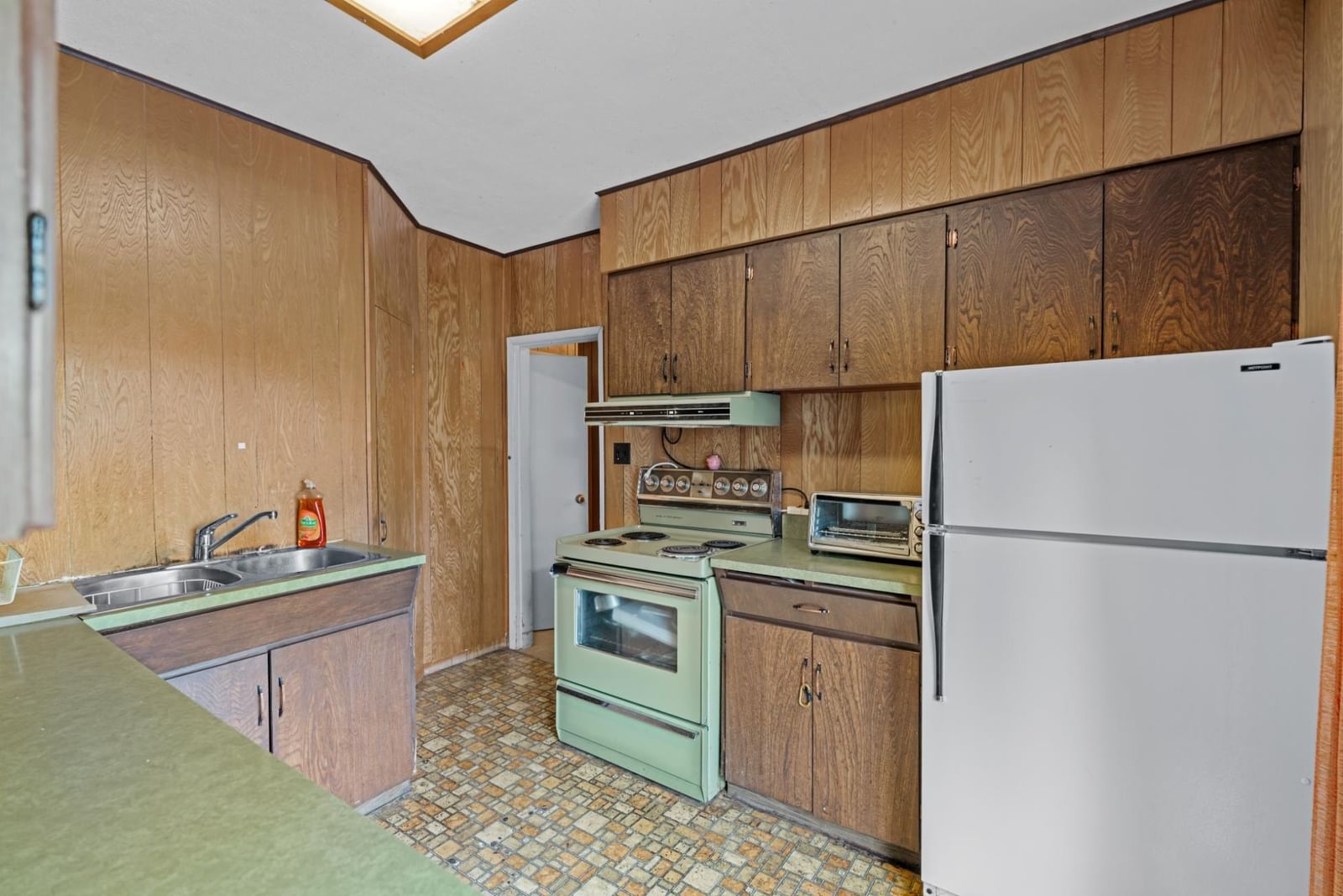 Listing Image 17