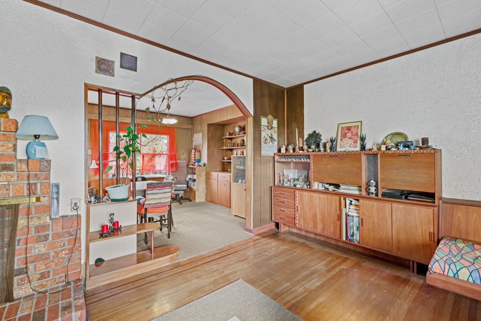 Listing Image 9