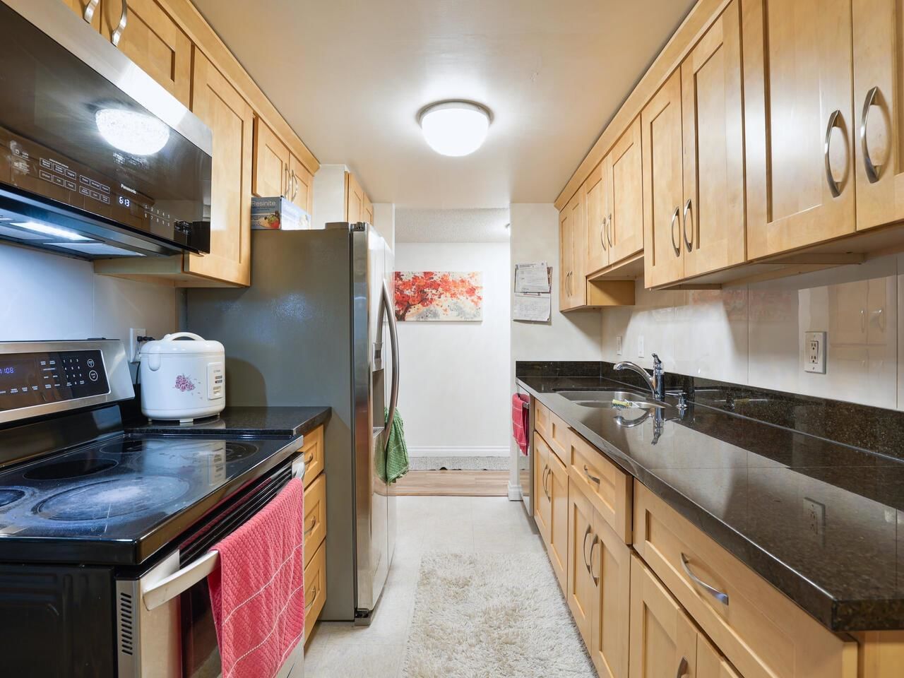 Listing Image 9