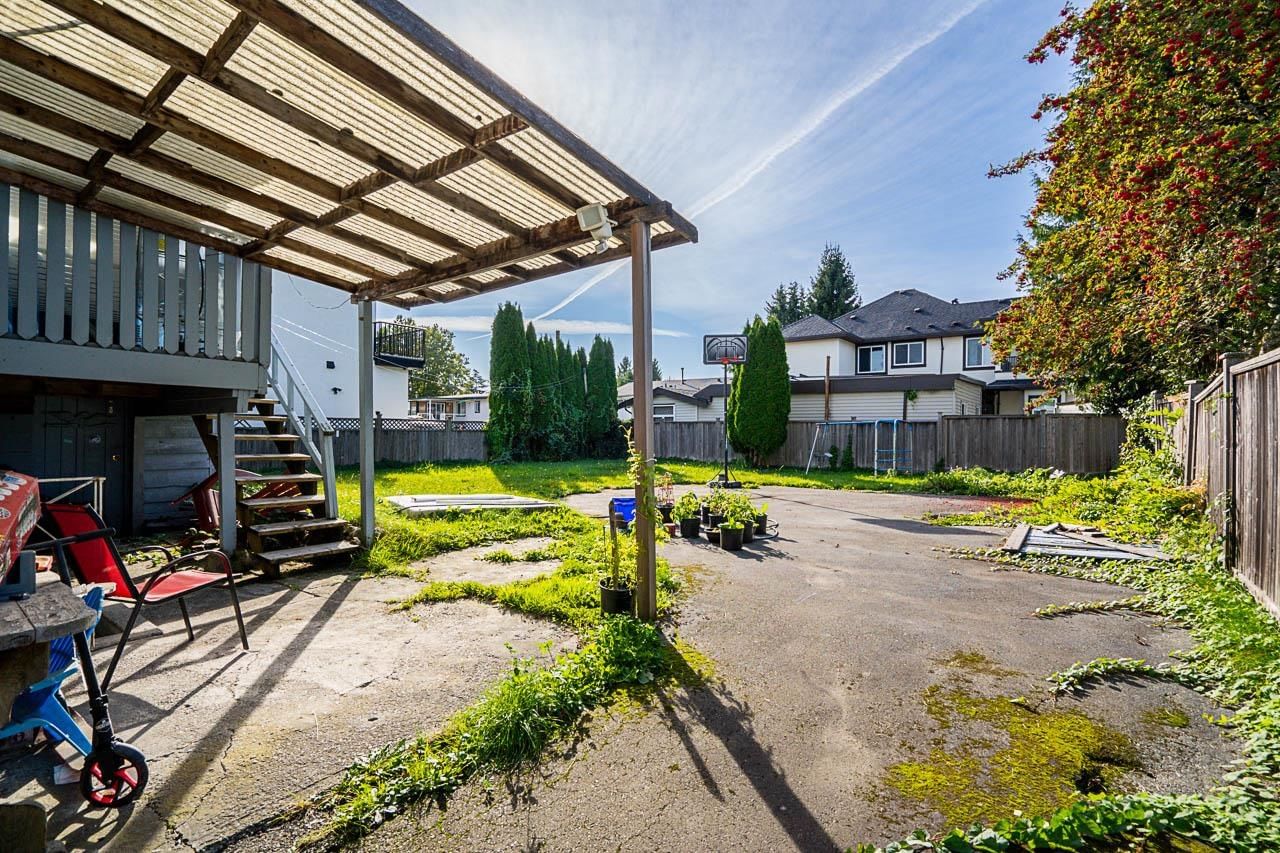 Listing Image 12