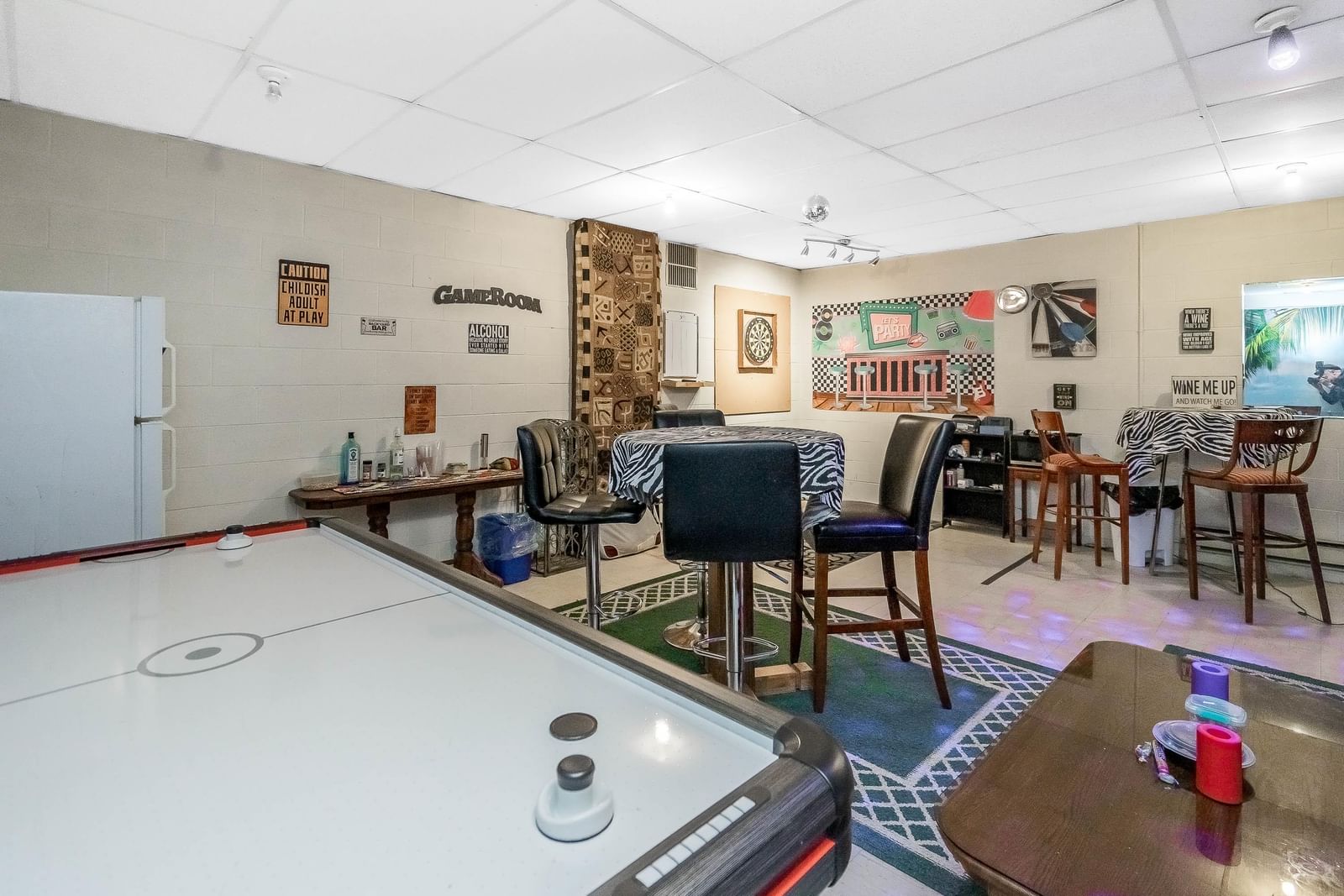 Listing Image 25
