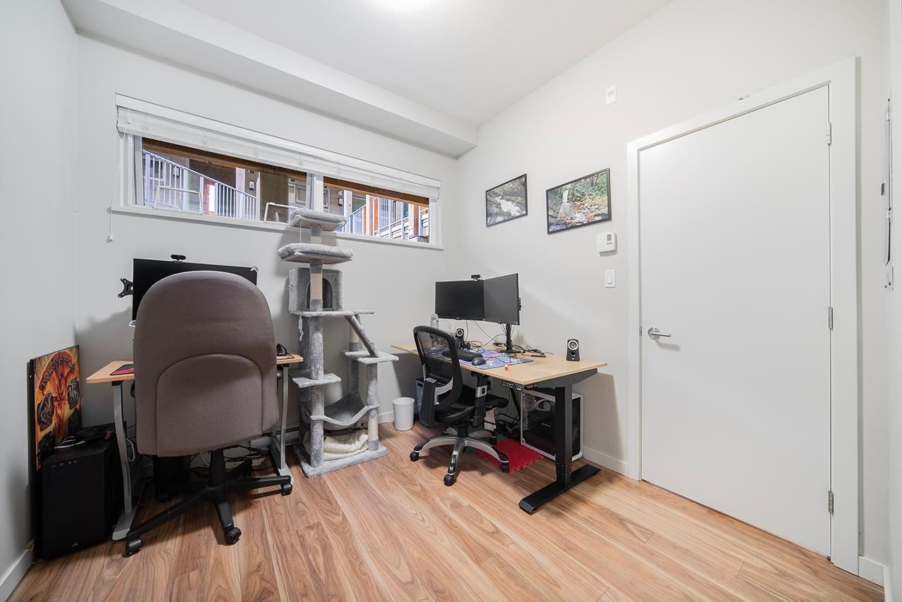 Listing Image 16