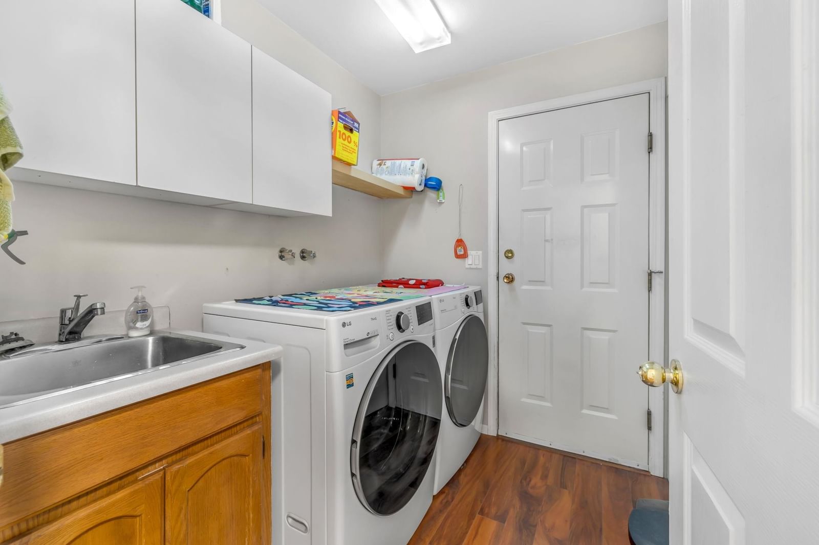 Listing Image 20