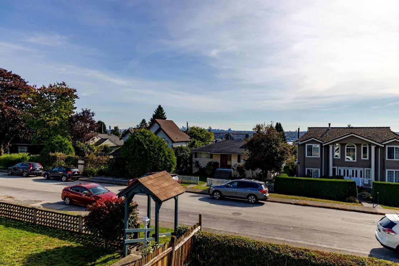 Listing Image 32