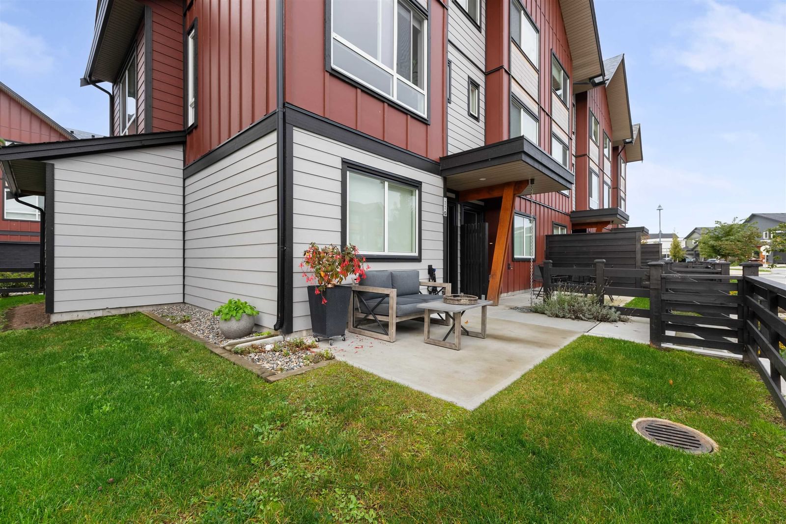 Listing Image 23
