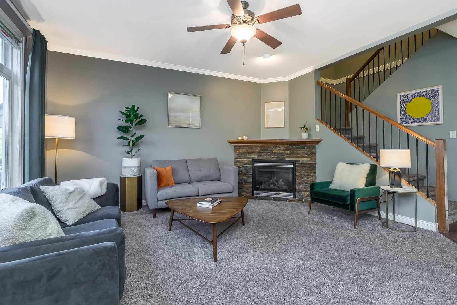 Listing Image 11