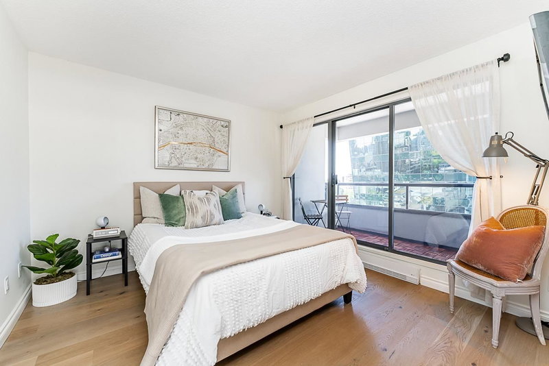 1406 - 1060 Alberni Street, Vancouver, V6E 4K2 | Image 3