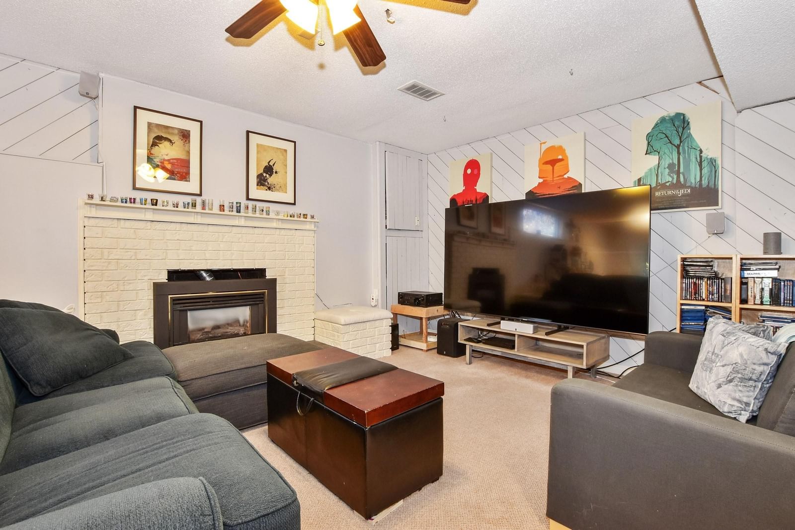 Listing Image 23