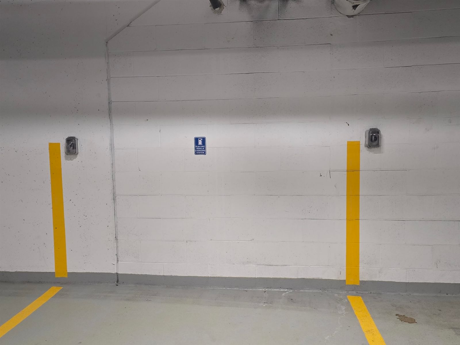 Listing Image 27