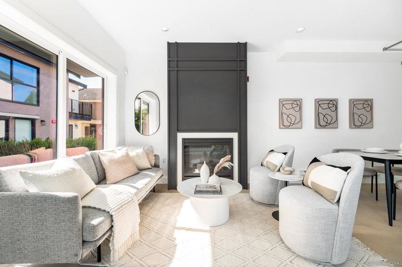 7355 Oak Street, Vancouver, V0V 0V0 | Image 2