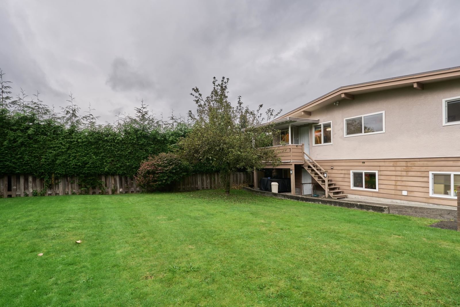 Listing Image 28