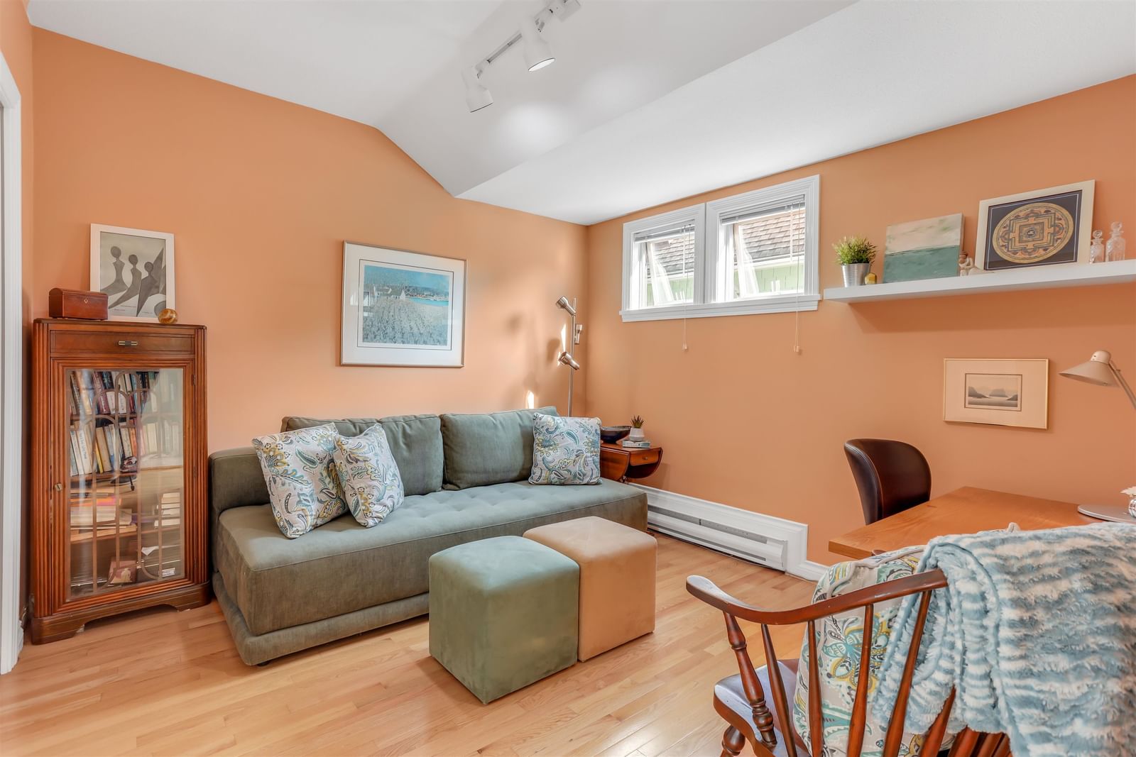 Listing Image 18