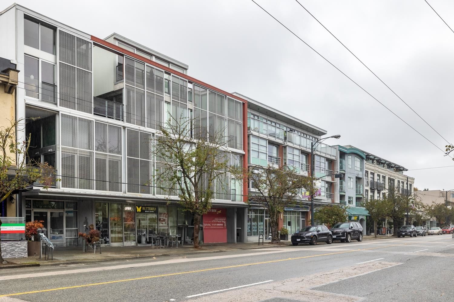 Listing Image 11