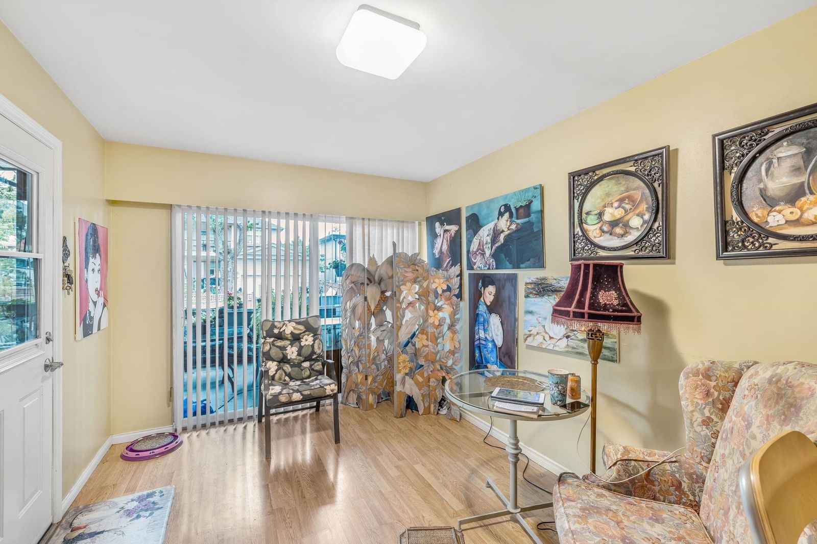 Listing Image 19