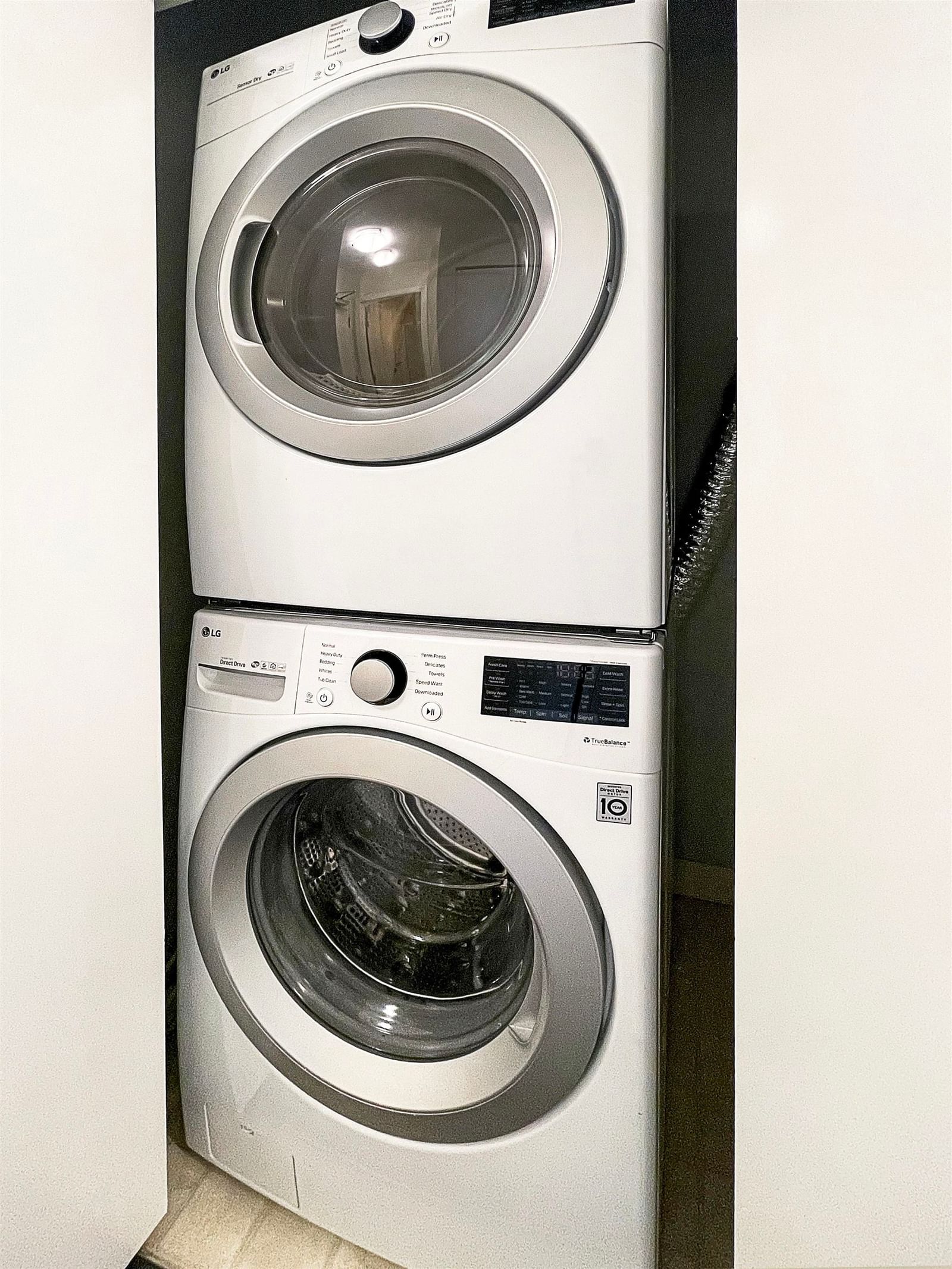 Listing Image 32