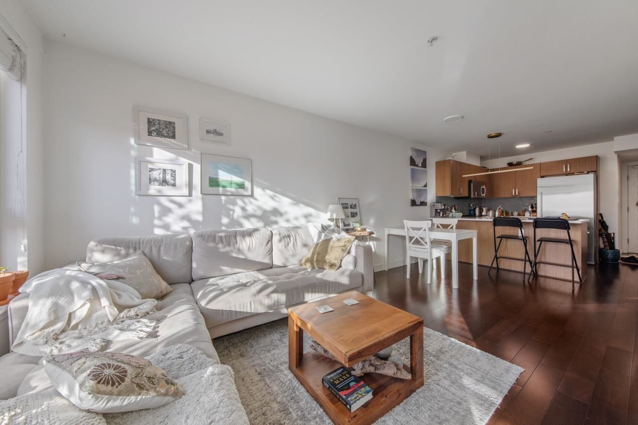 Listing Image 15
