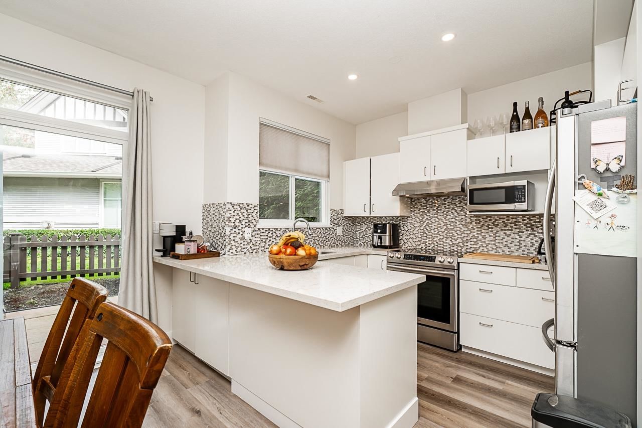 Listing Image 15