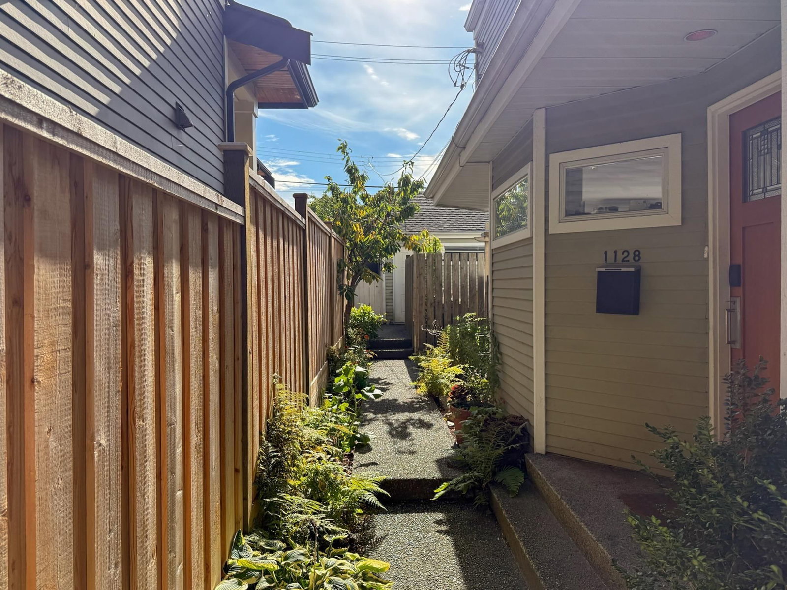 Listing Image 24