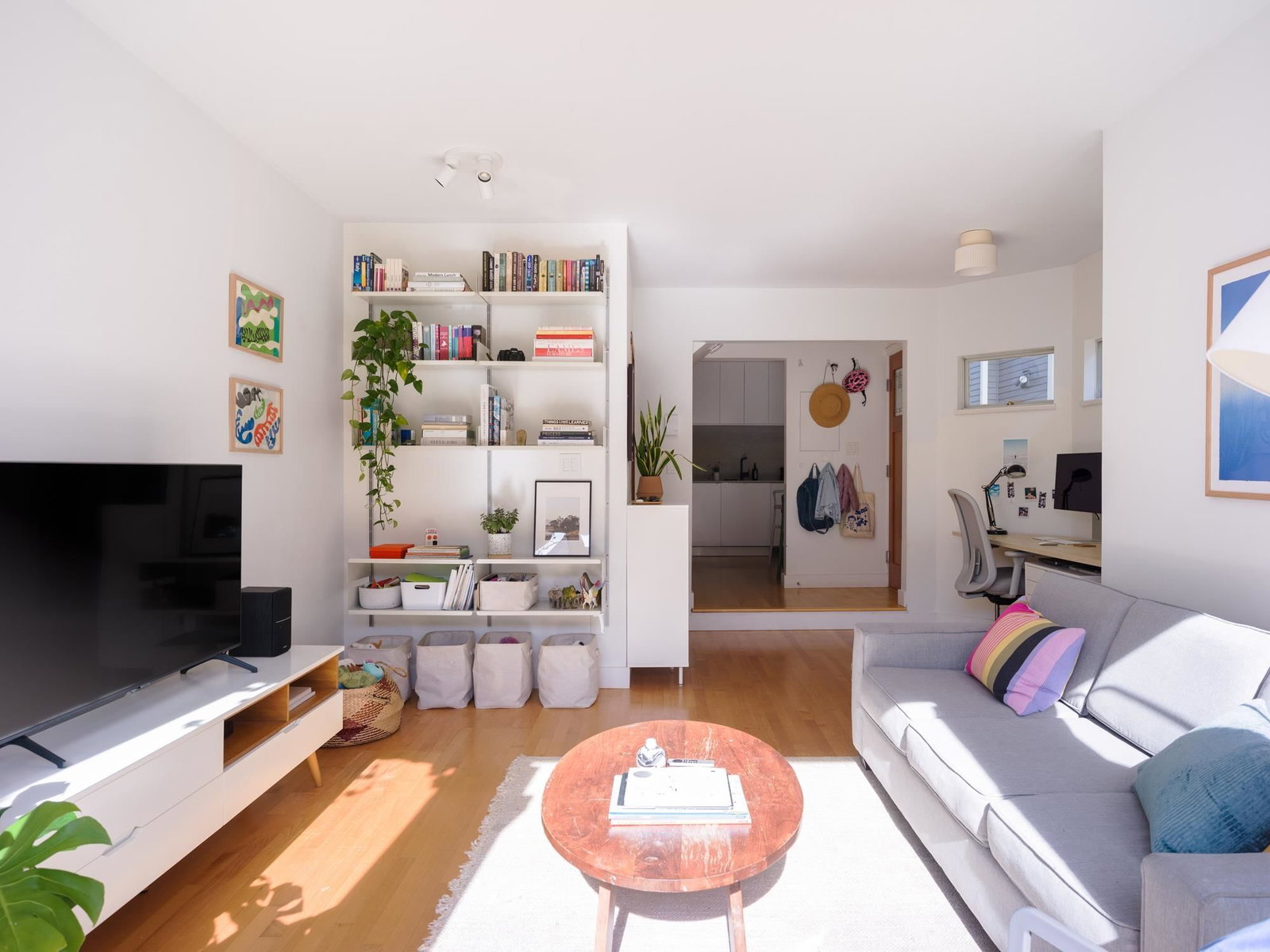 Listing Image 7