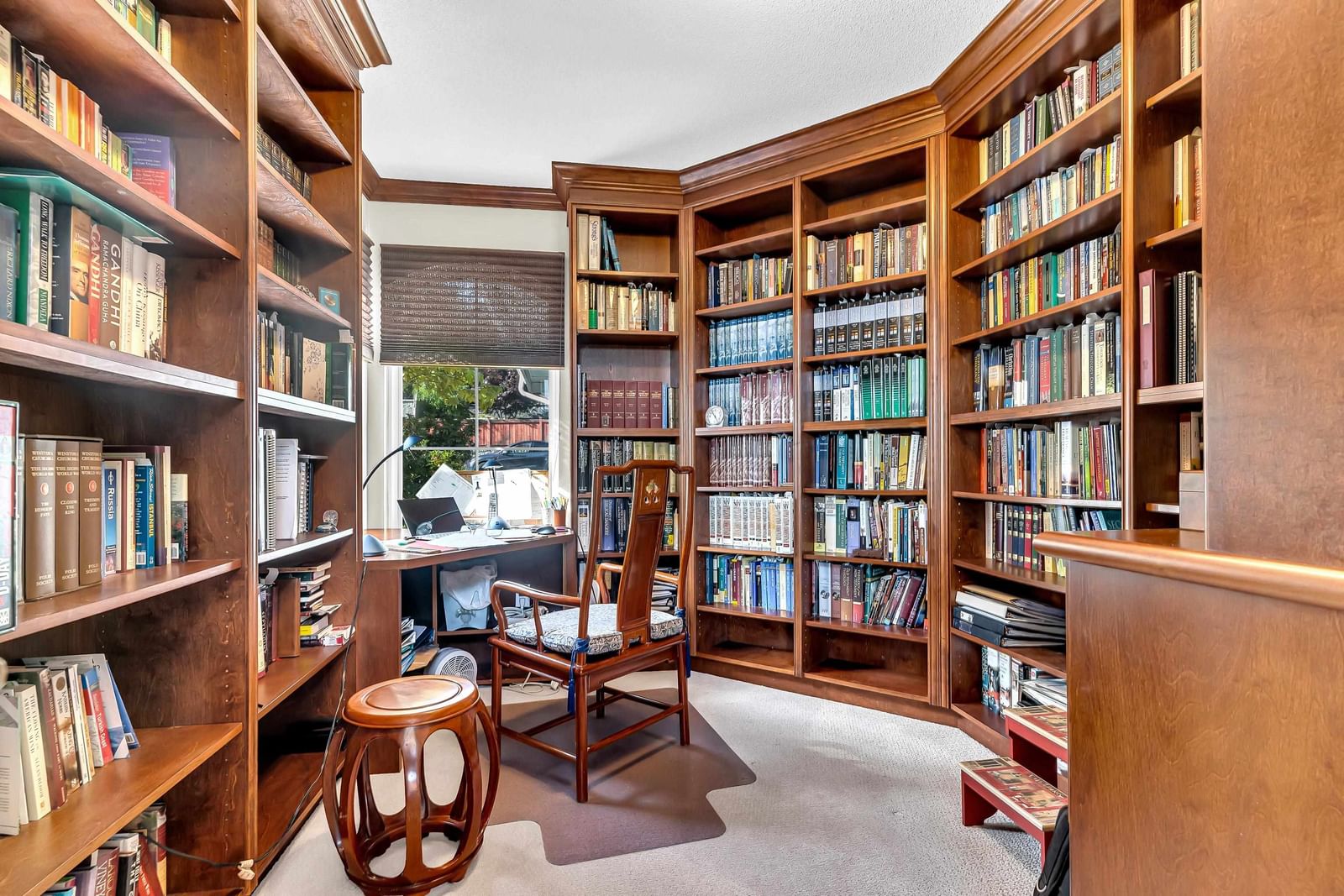 Listing Image 11