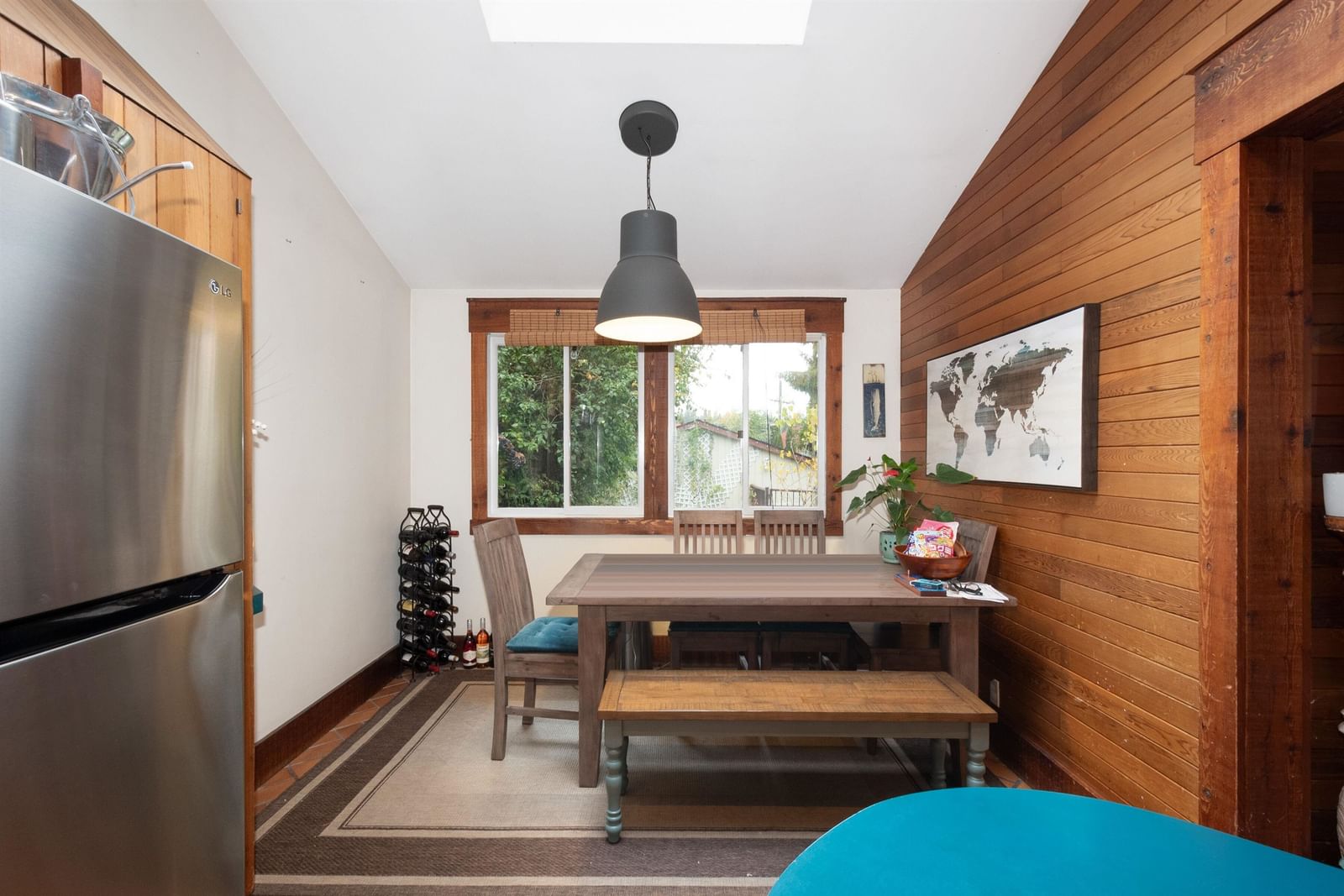 Listing Image 10