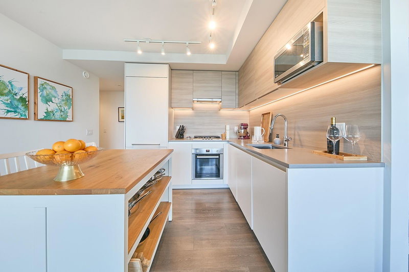 1804 - 652 Whiting Way, Coquitlam, V3J 0K3 | Image 3