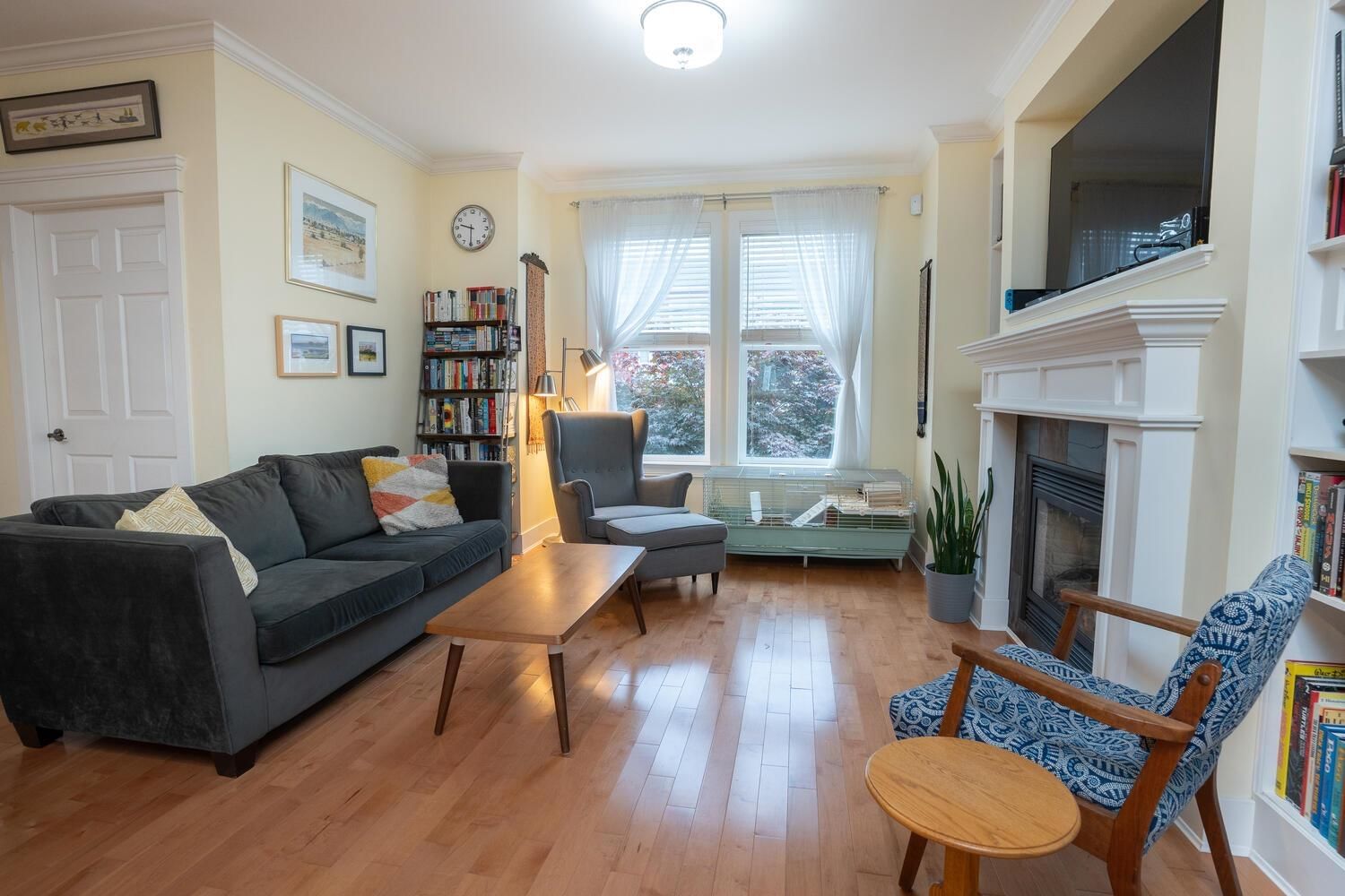 Listing Image 8