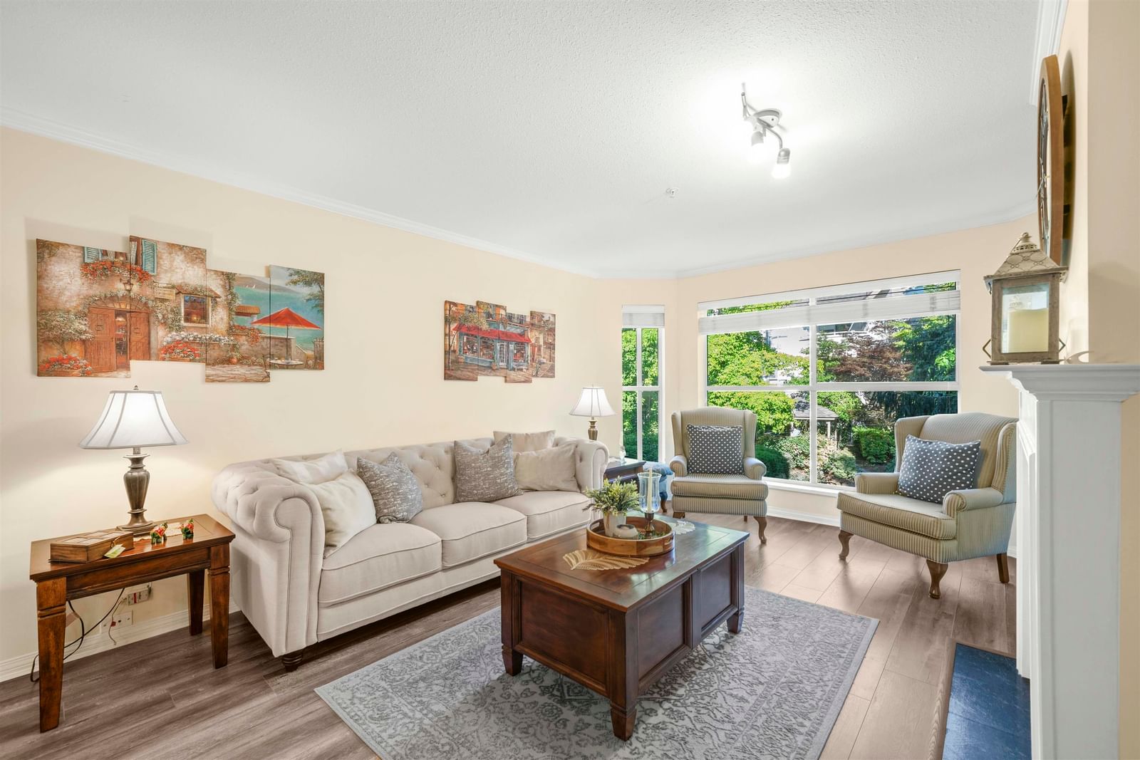 Listing Image 12