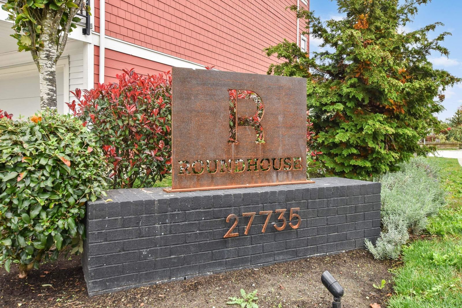 Listing Image 40