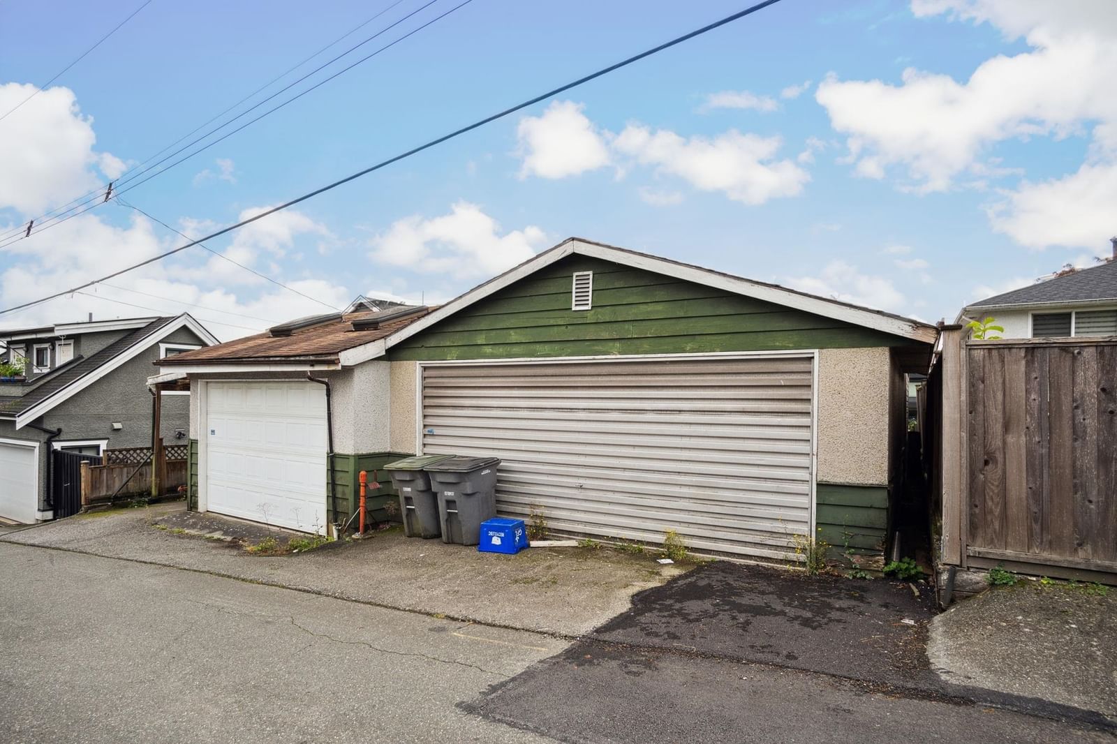 Listing Image 6
