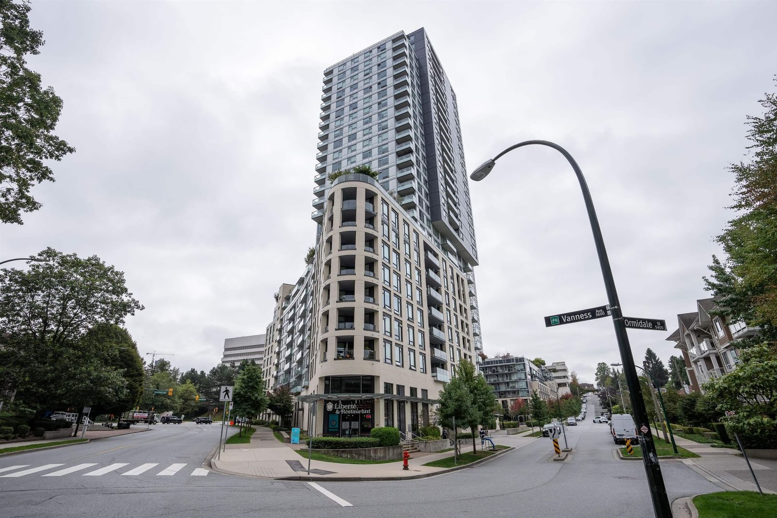 Listing Image 1