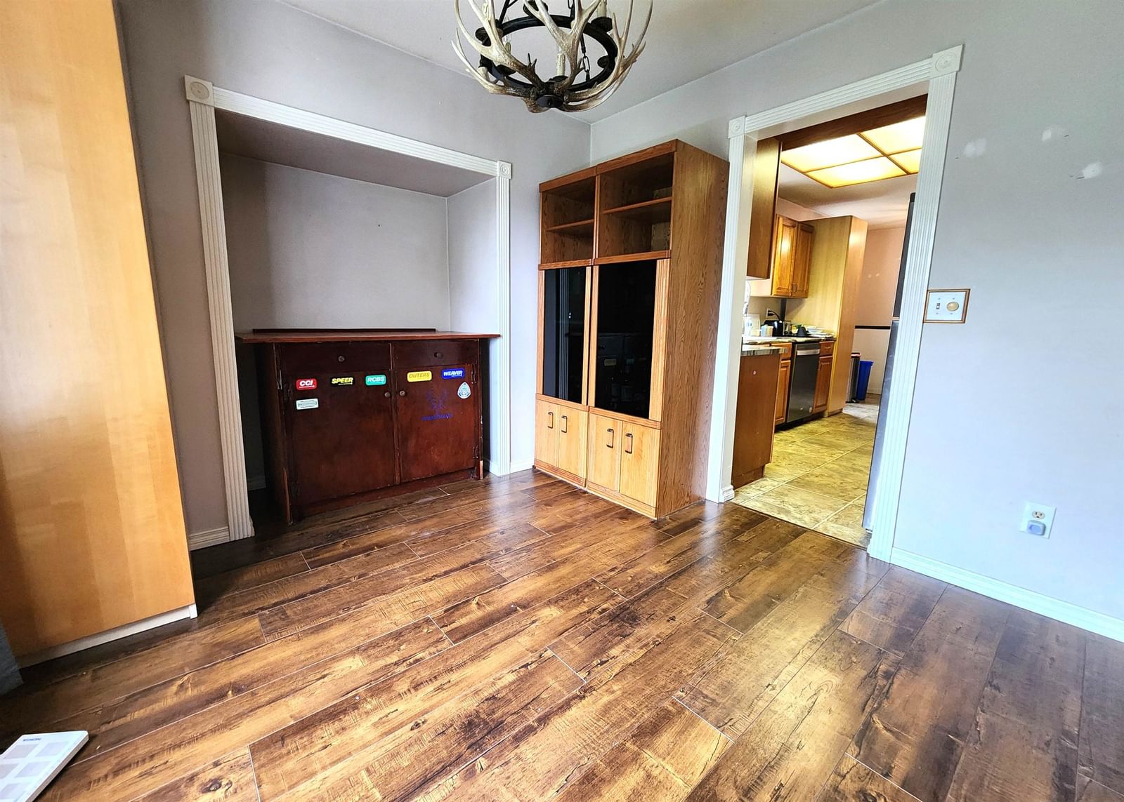 Listing Image 13
