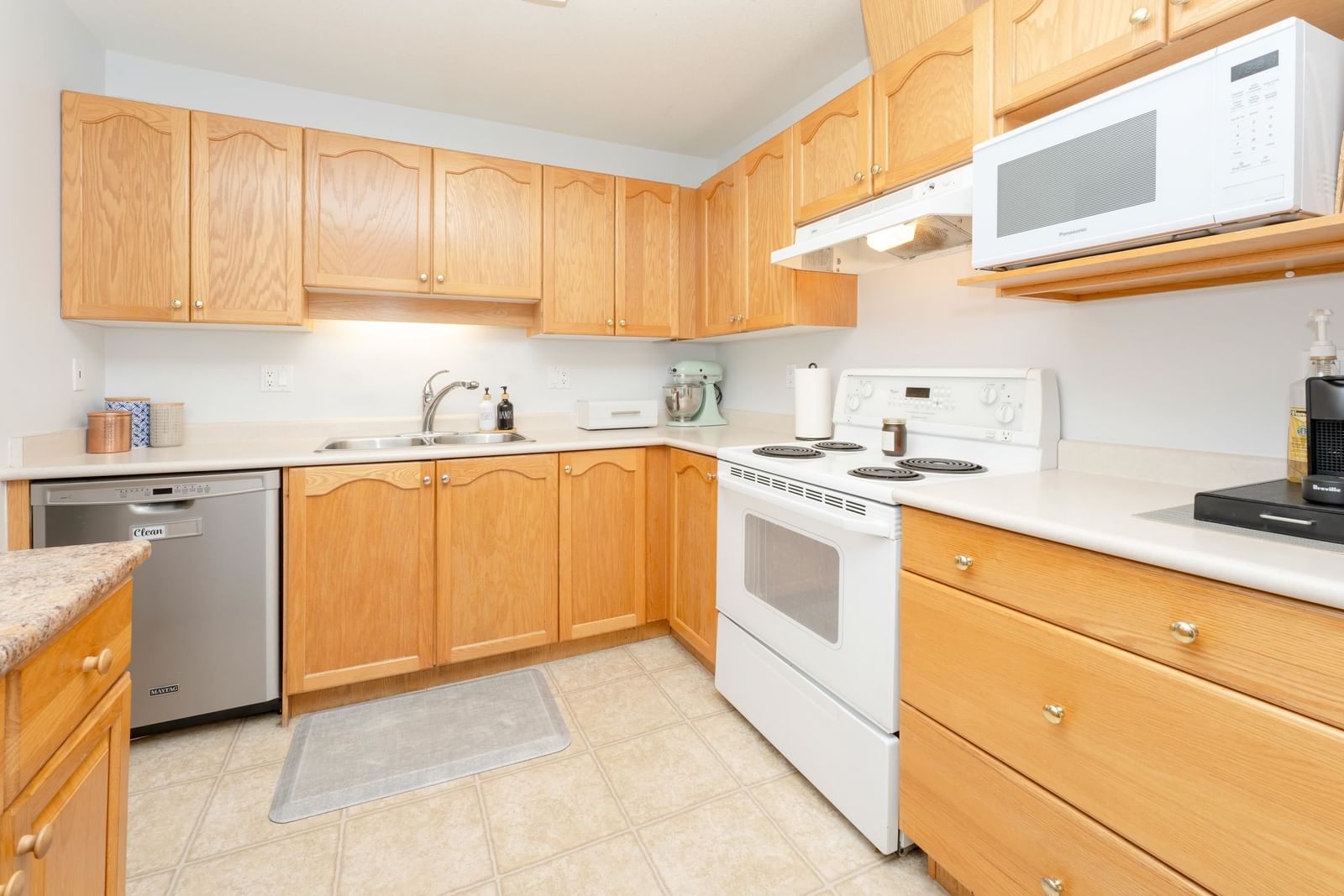 Listing Image 13