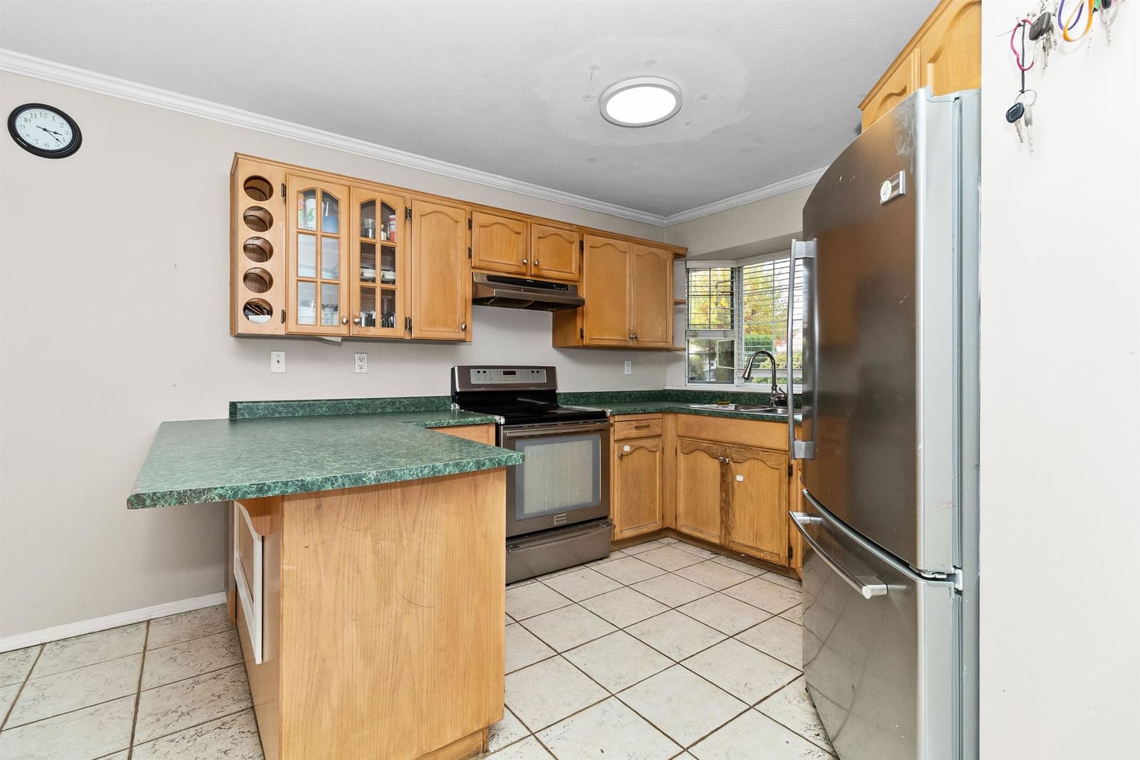 Listing Image 11