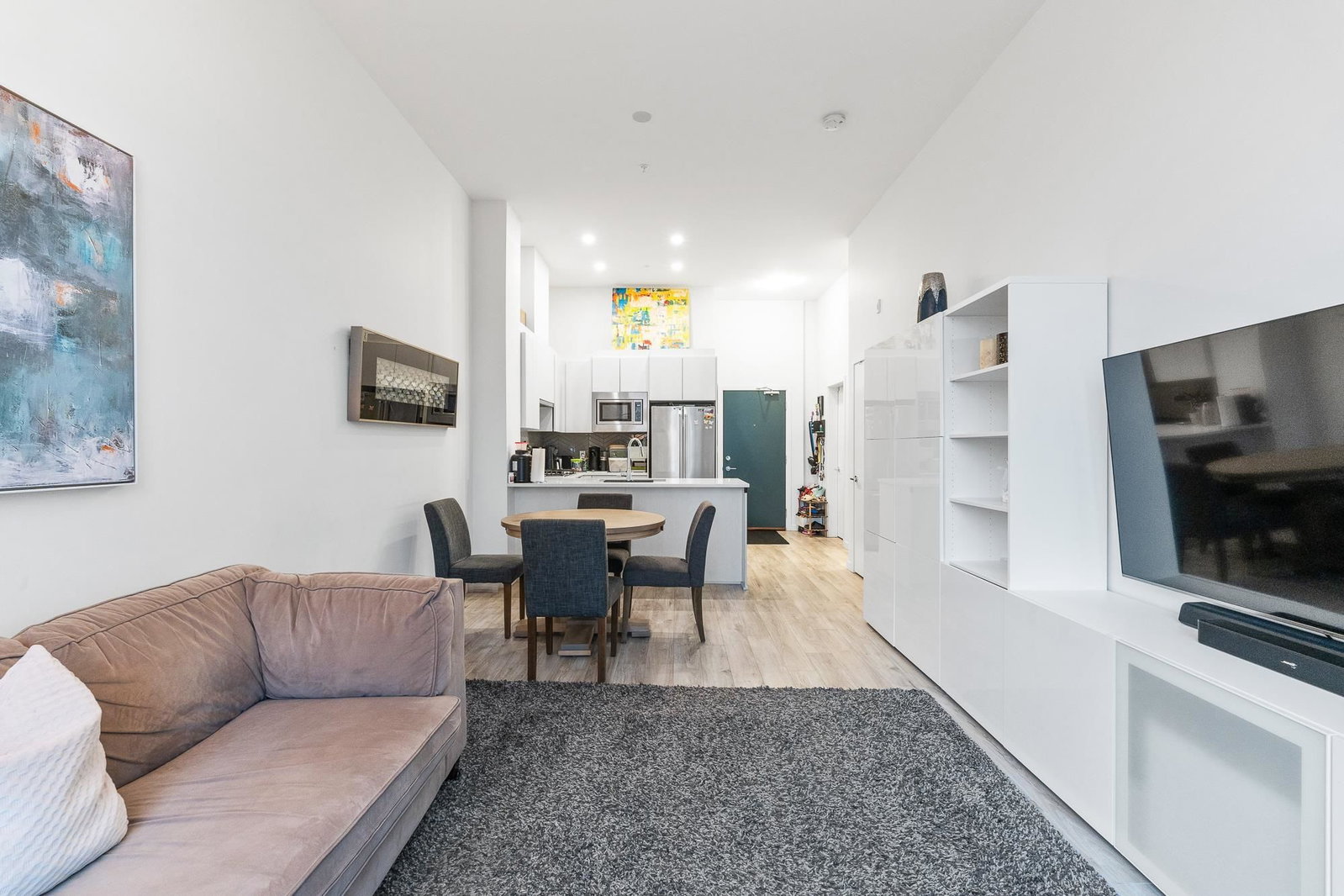 Listing Image 12