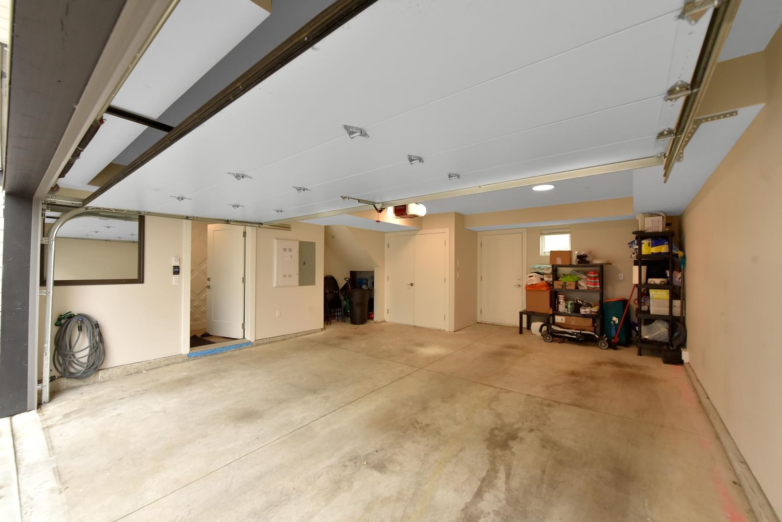 Listing Image 30