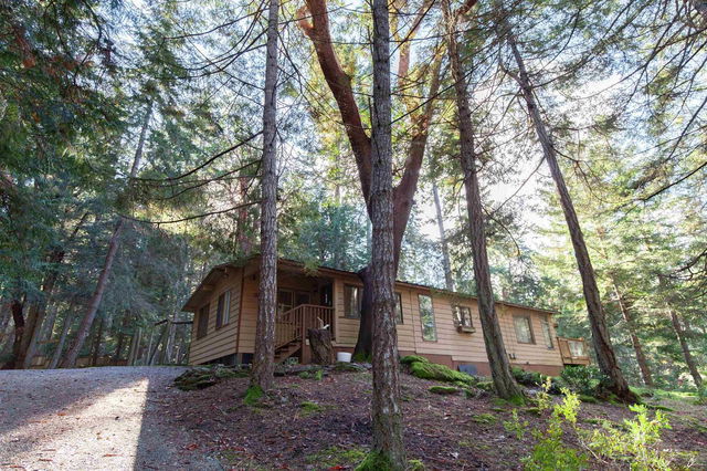 260 Laura Point Road
