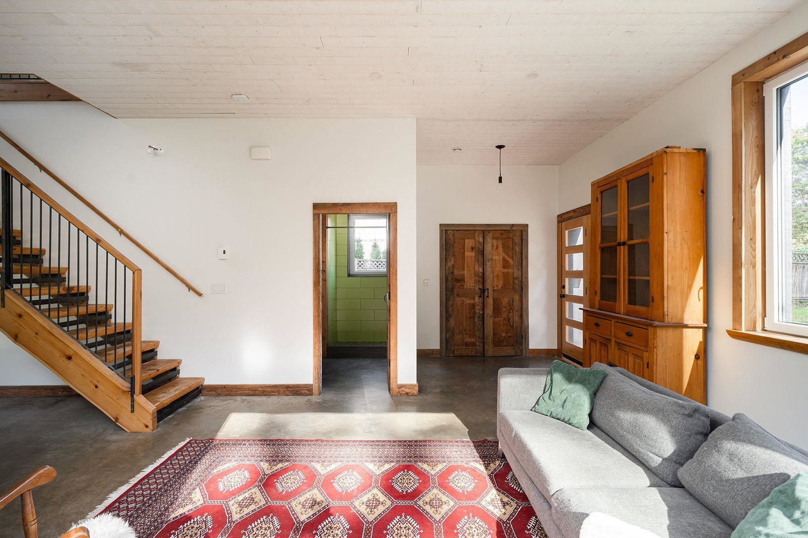 Listing Image 10