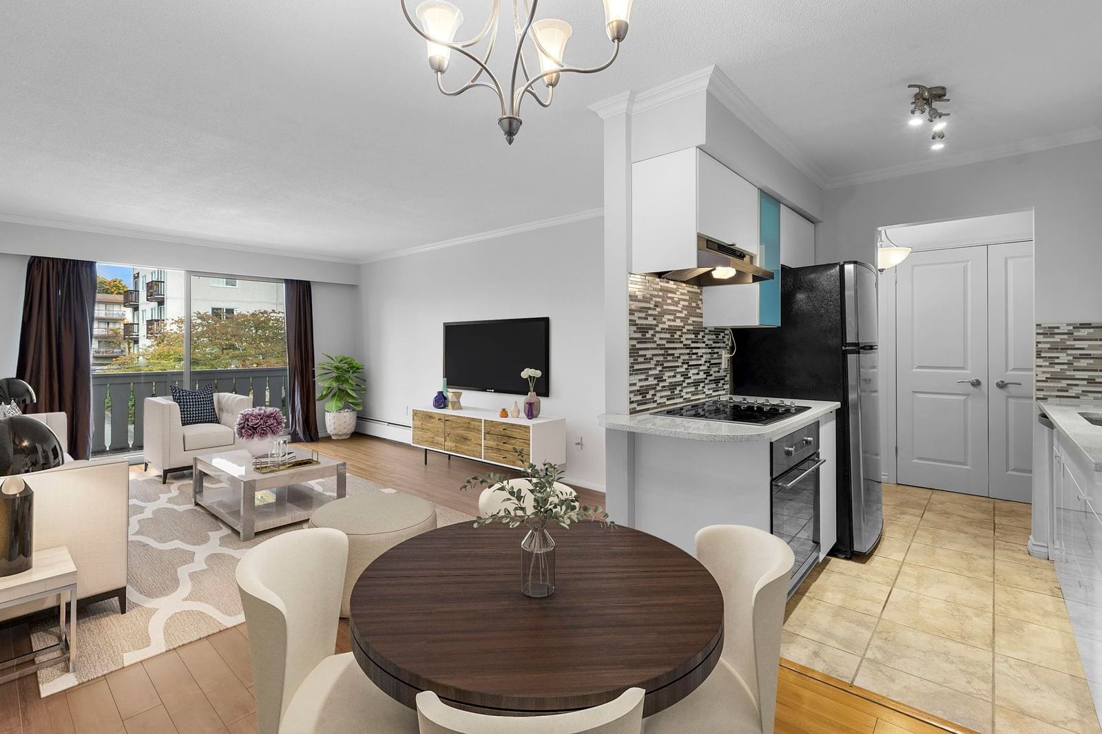 Listing Image 10