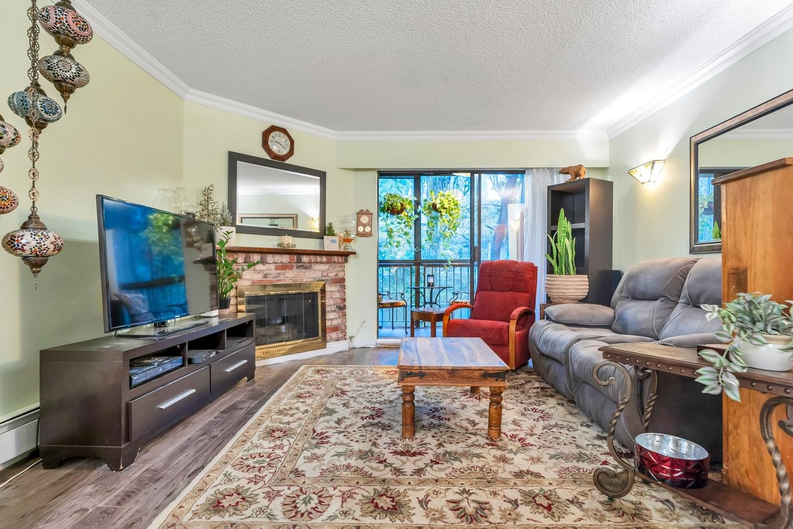 Listing Image 12