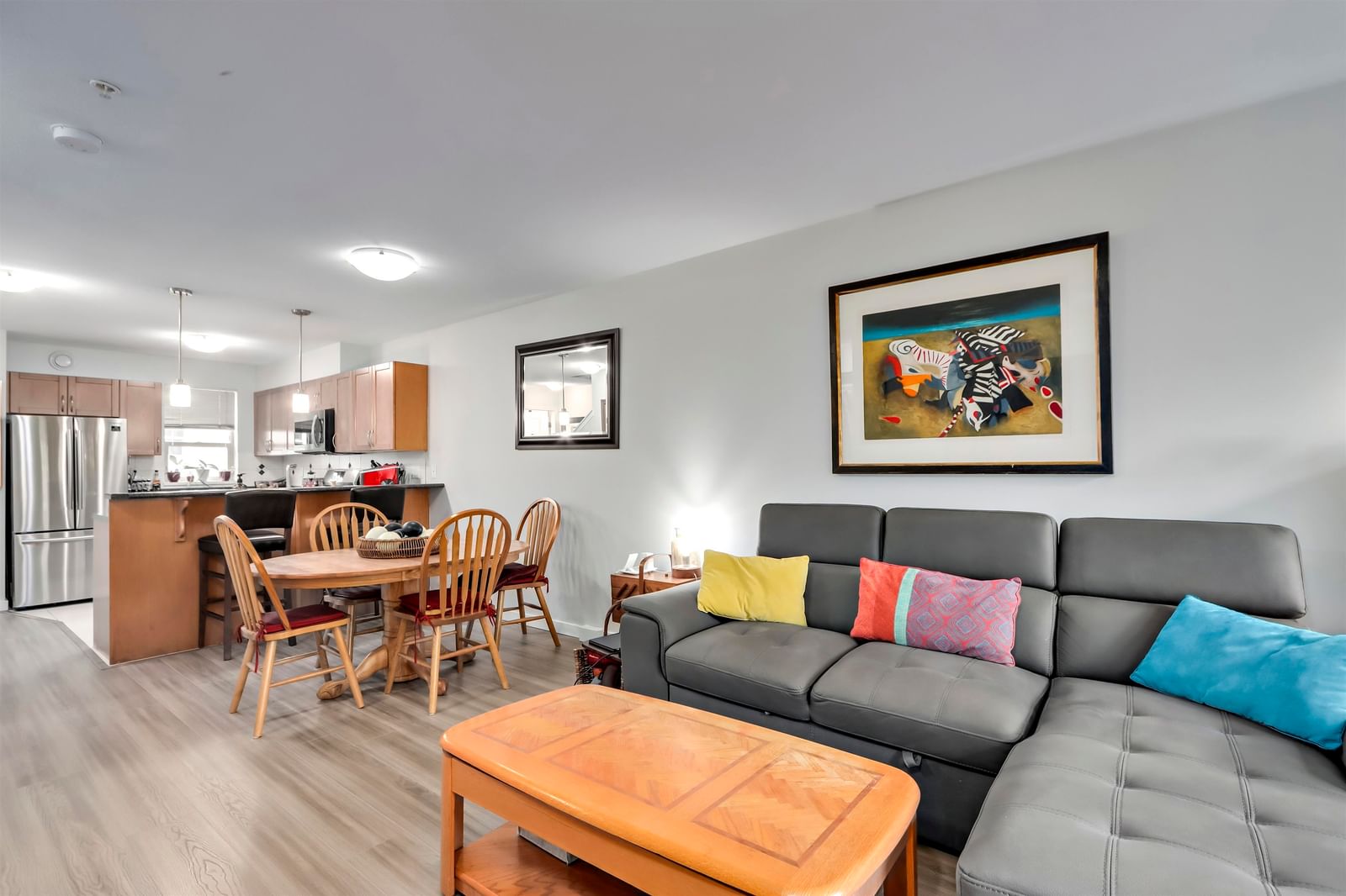 Listing Image 15