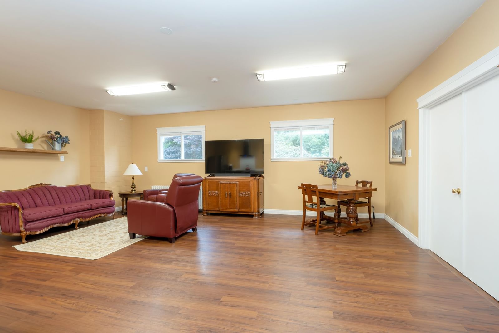 Listing Image 20