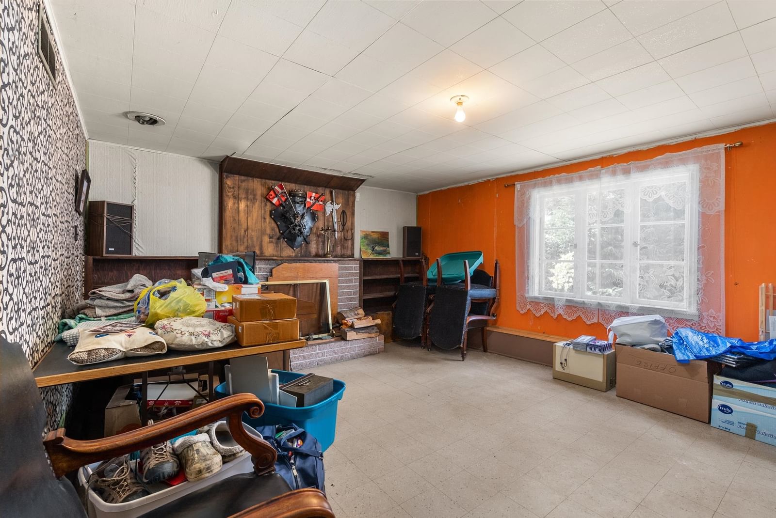Listing Image 16