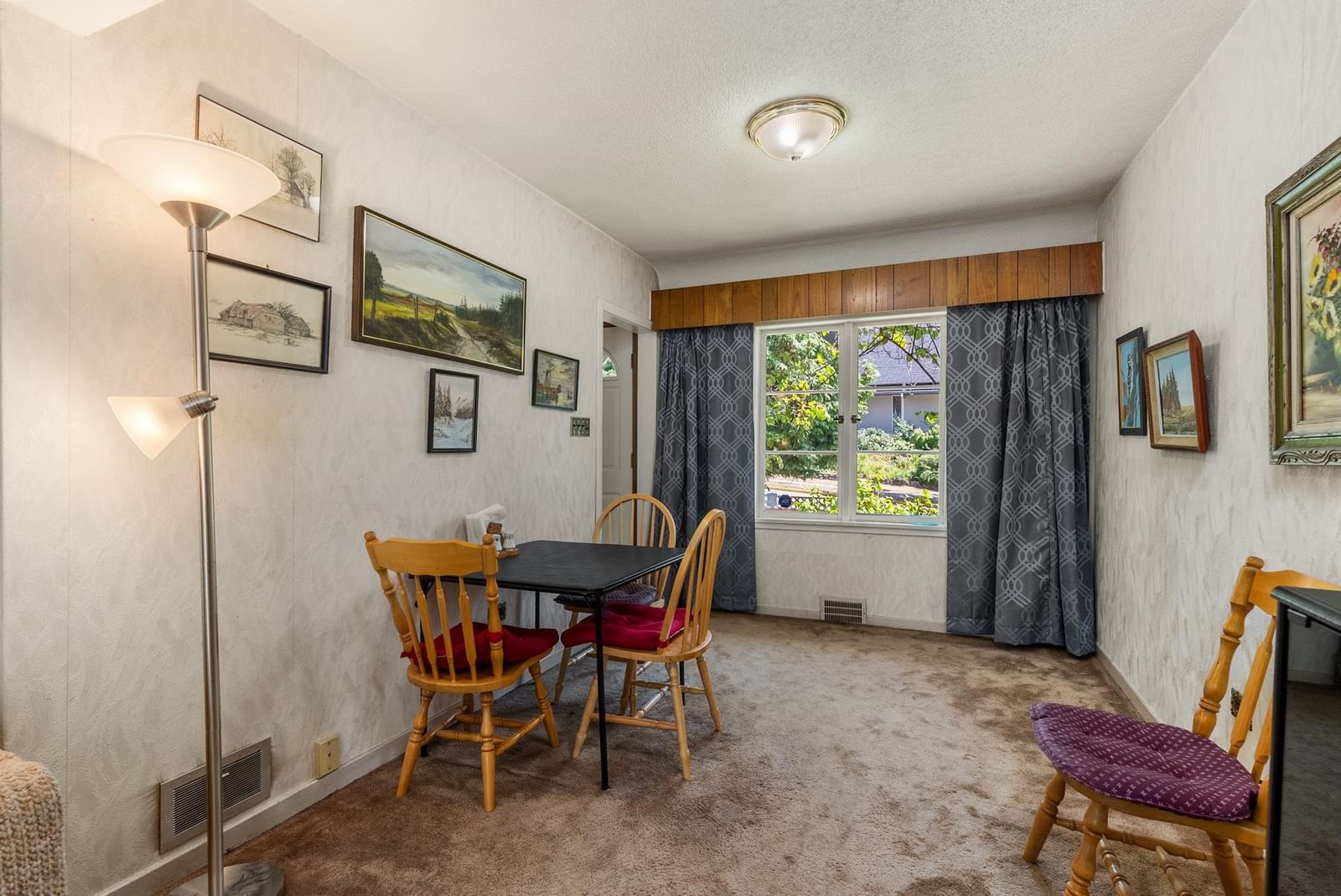 Listing Image 5