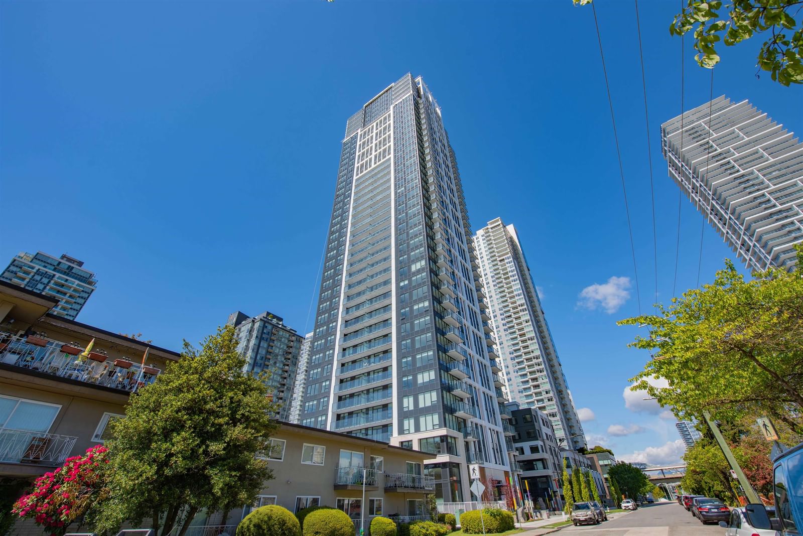 Listing Image 1