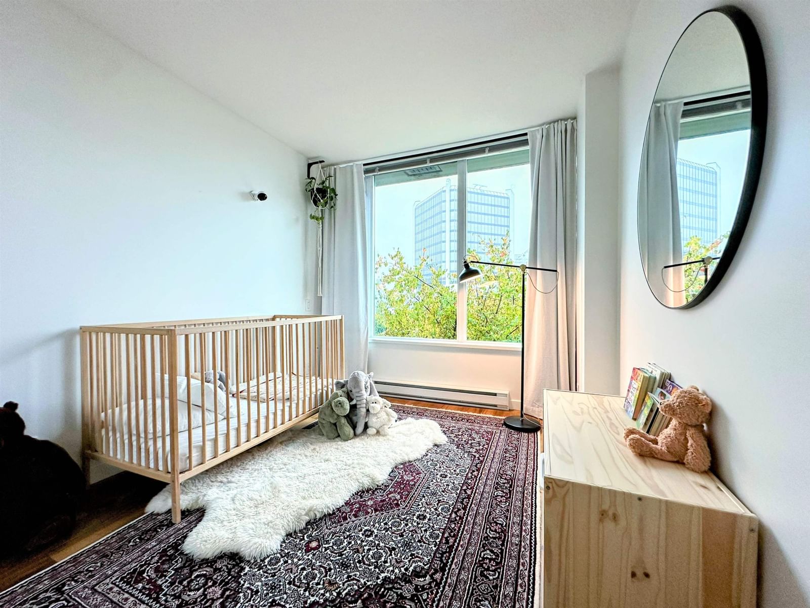 Listing Image 13