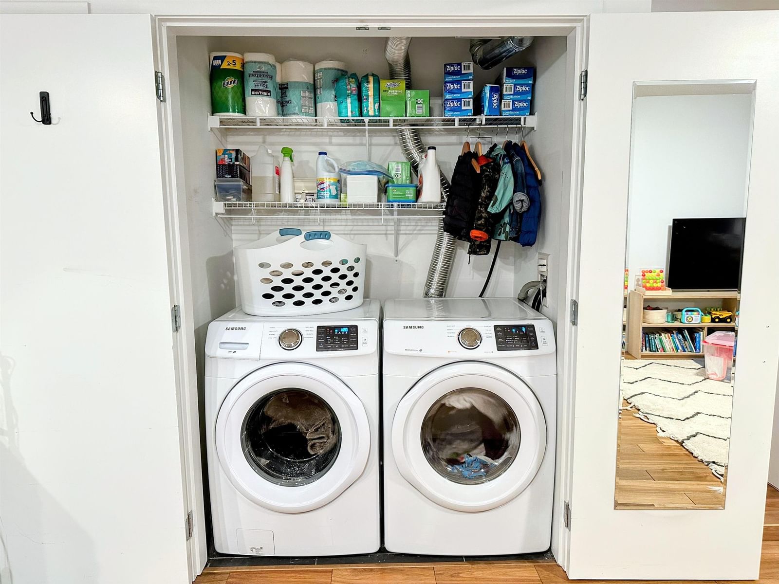Listing Image 16