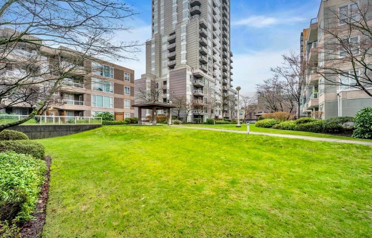 Listing Image 20