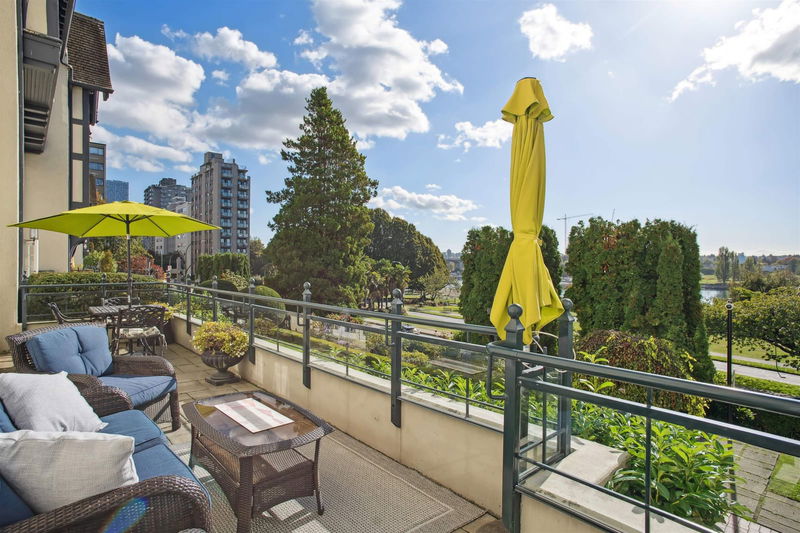 1311 Beach Avenue #102, Vancouver, British Columbia (MLS R2937505)