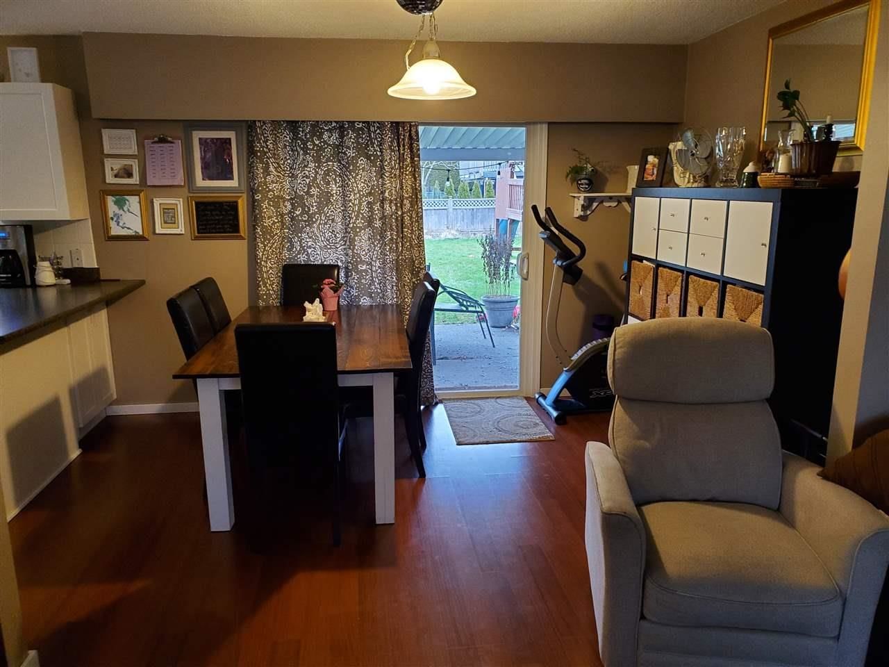 Listing Image 8